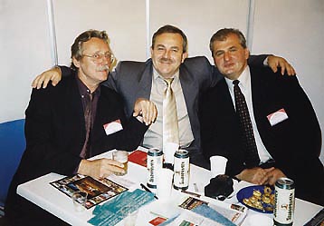 Zleva: Pavel Janouek (TRH ZBAVY), p. Novotn (AUTO GAMES, CZ), Ireneusz Cichy (AUTO GAMES Poland)