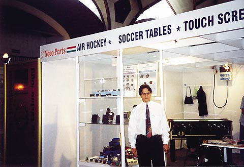 Pan Miklos Dubai z ma�arsk� firmy NOVO-PARTS